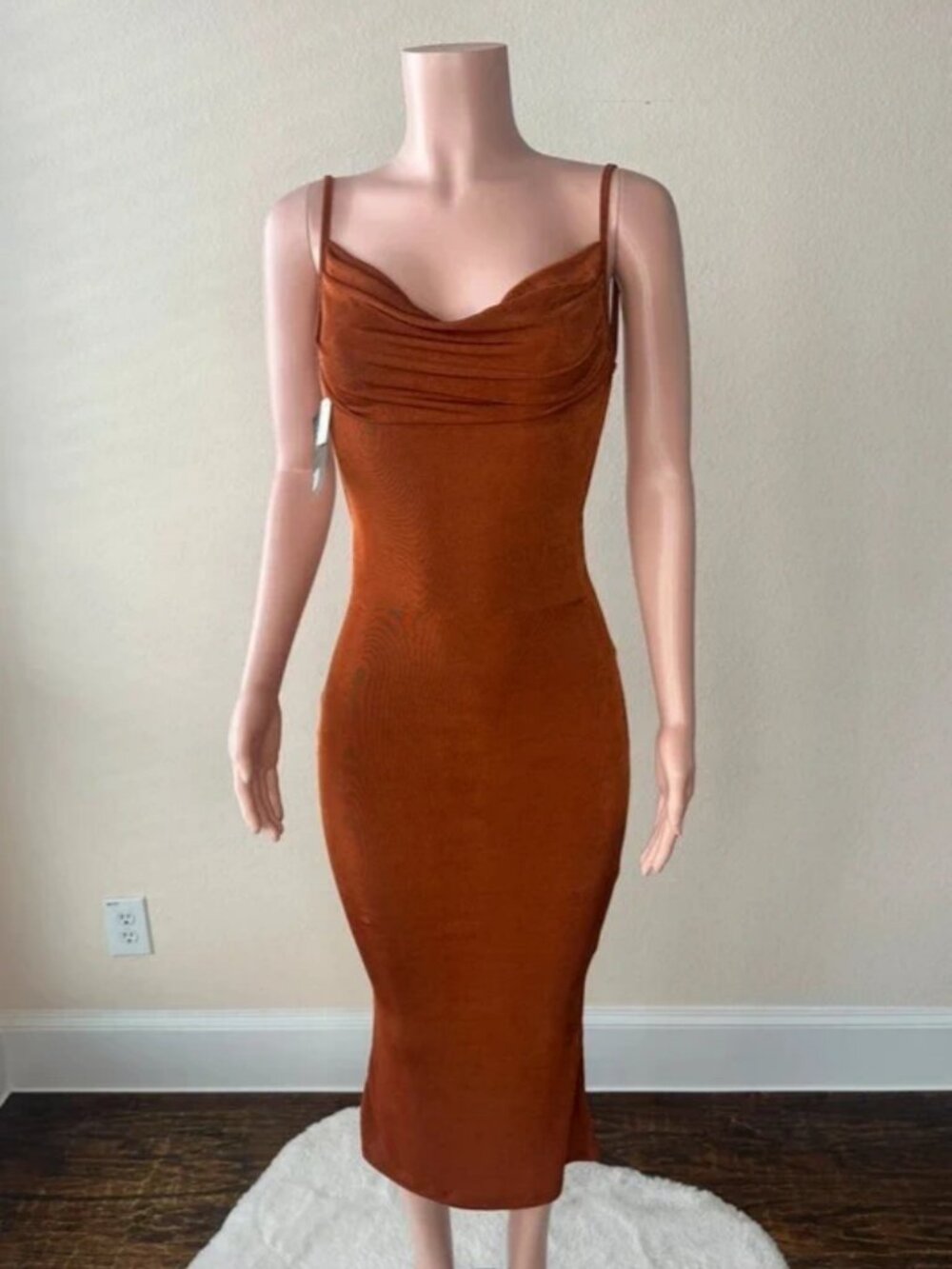 Sexy Rust colored Backless Midi Dress – Size Small
